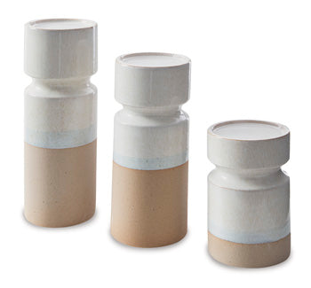 Hurston Indoor/Outdoor Candle Holder (Set Of 3)