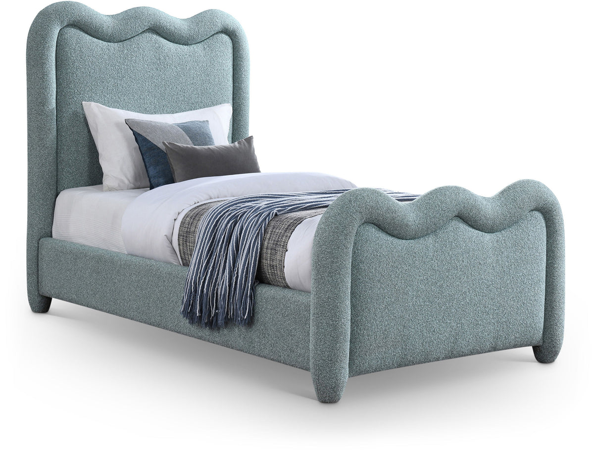 Gavin - Bed