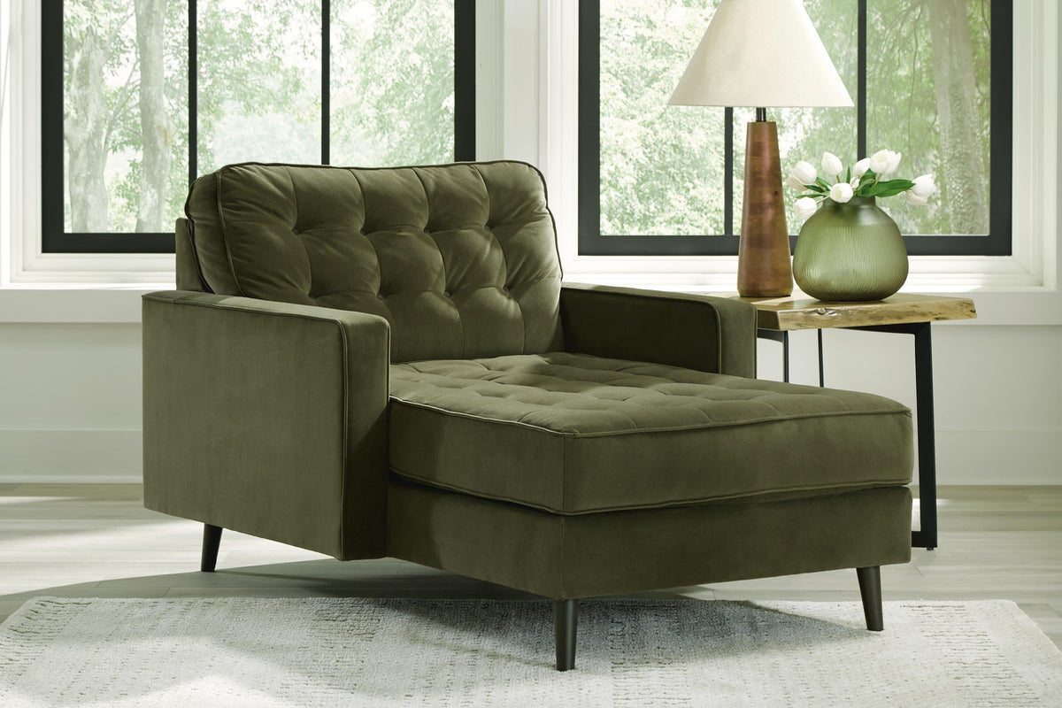 Reveon Lakes Chaise - 2640415 - product view or room setting; only chaise lounge included (supplier image 2)