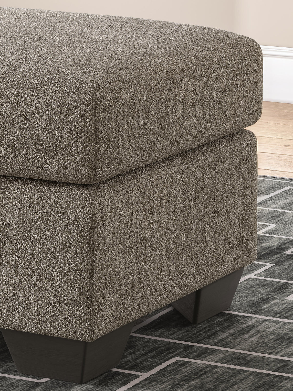 Triston-Peaks Ottoman - 3020414 - finish or detail (supplier image 6)