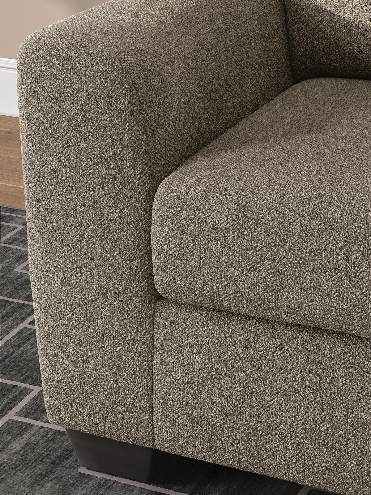 Triston-Peaks Oversized Chair - 3020423 - finish or detail (supplier image 7)