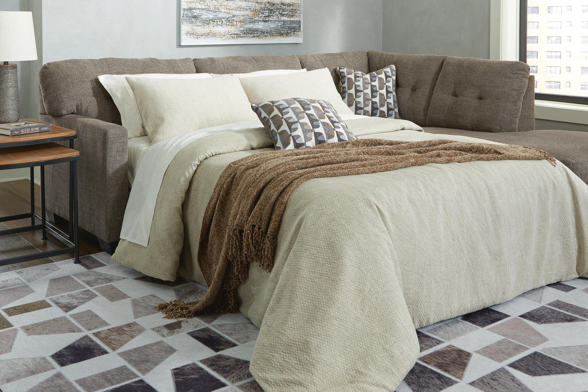 Mahoney Sectional - 31005S4 - product view or room setting; complete kit and included component views (supplier image 2)