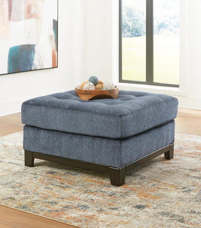 Maxon Place Living Room Sets - 33003U2, 33003U3 - product view or room setting; complete kit and included component views (supplier image 9)
