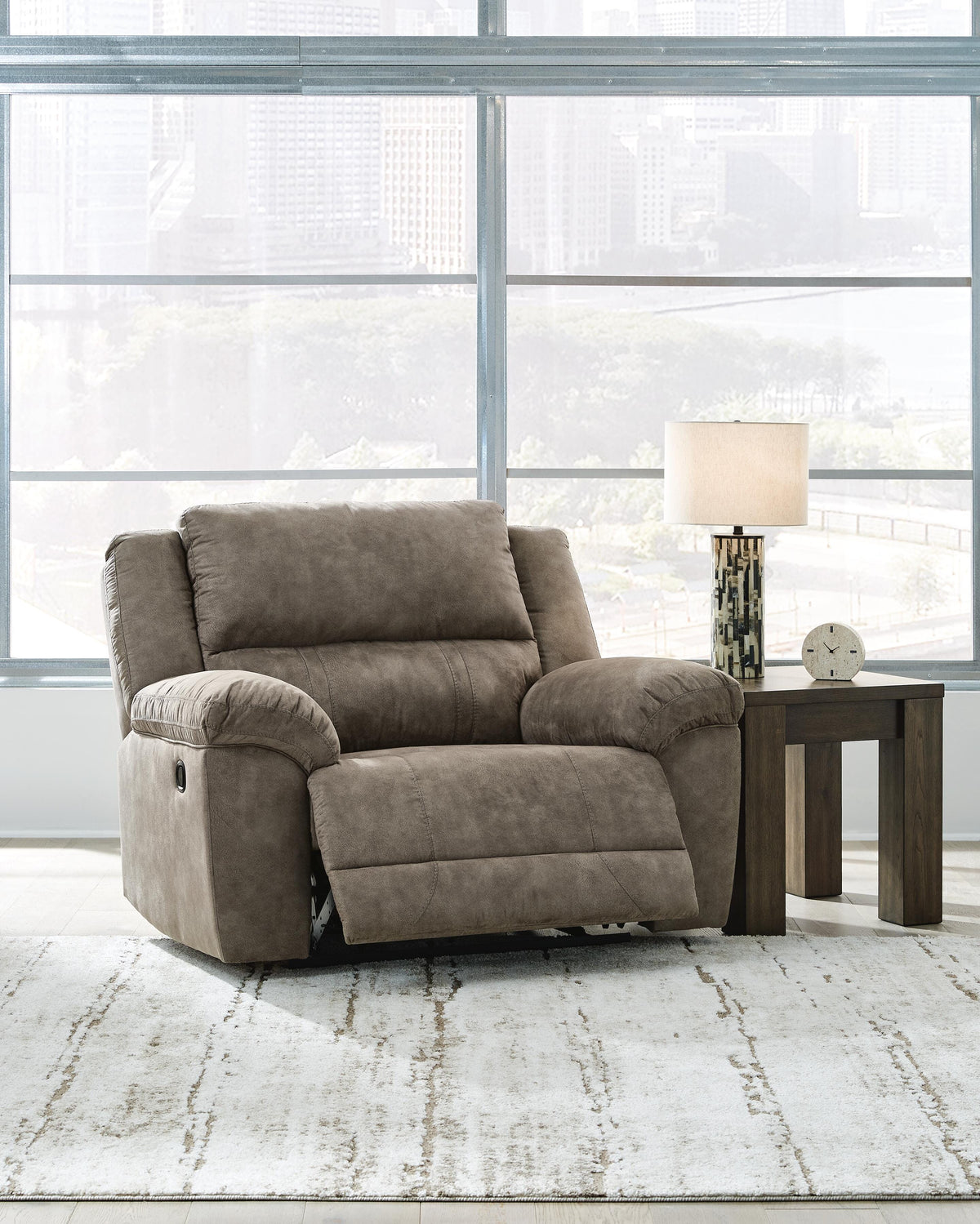 Laresview Oversized Recliner - 3720352 - product view or room setting; only recliner included (supplier image 8)