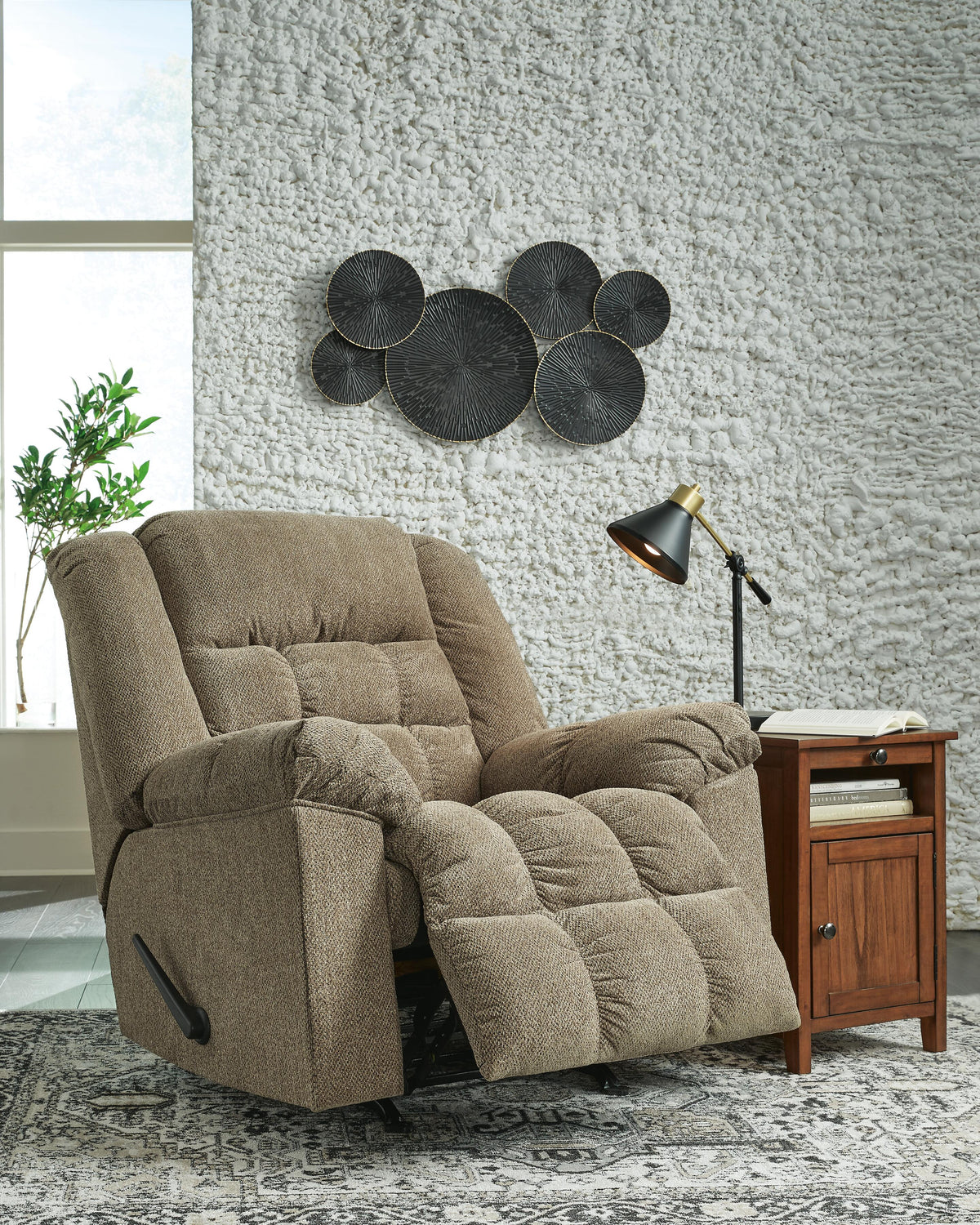 Kegler Recliner - 4450525 - product view or room setting; only recliner included (supplier image 7)