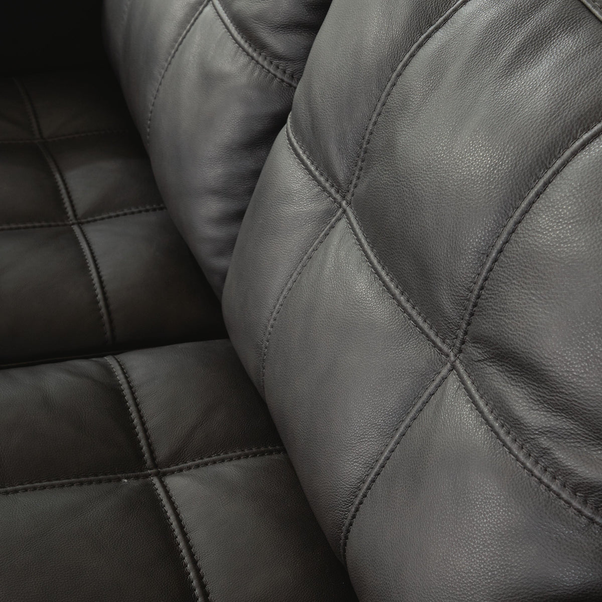 Luigi Living Room Sets - 56506U3, 56506U1 - finish or detail (supplier image 28)