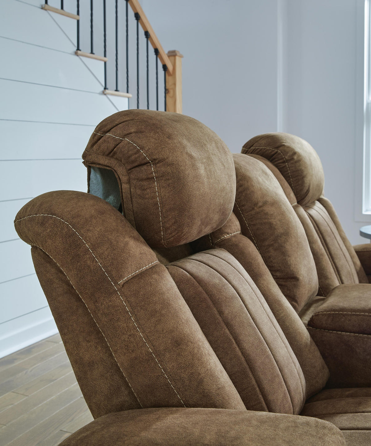 Wolfridge Power Reclining Sofa - 6070315 - finish or detail (supplier image 11)