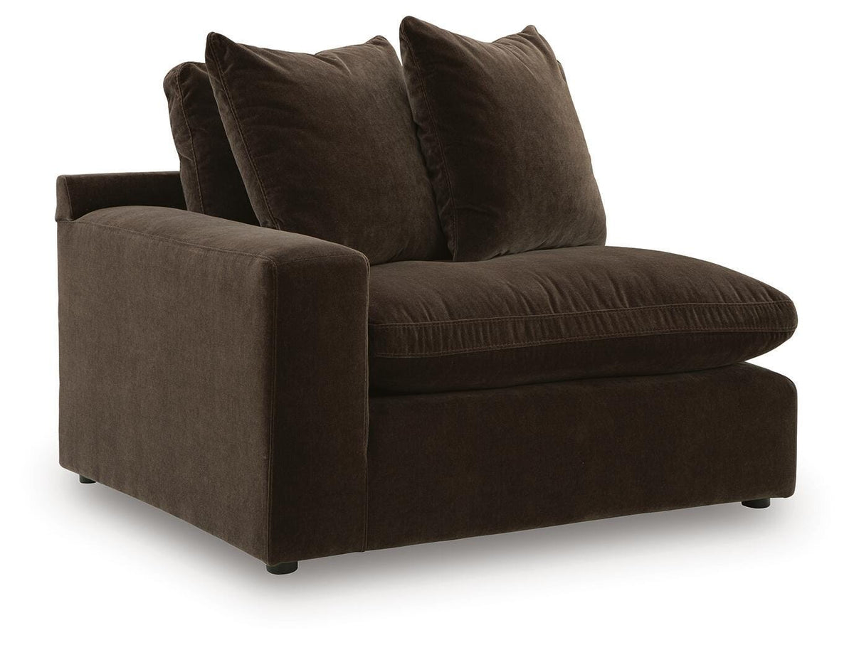 Maxton Heights Sectional - 67807S4, 67807S5, 67807S3, 67807S2, 67807S1 - product view or room setting; complete kit and included component views (supplier image 14)