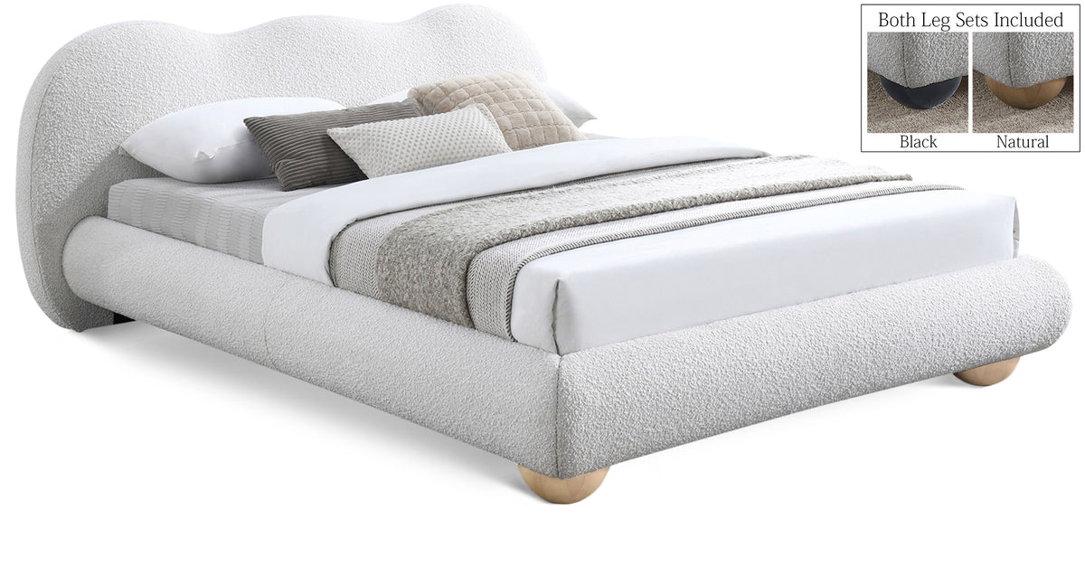 Hyde - Bed
