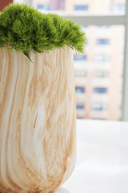 Cammen Vase - A2000646 - finish or detail (supplier image 8)