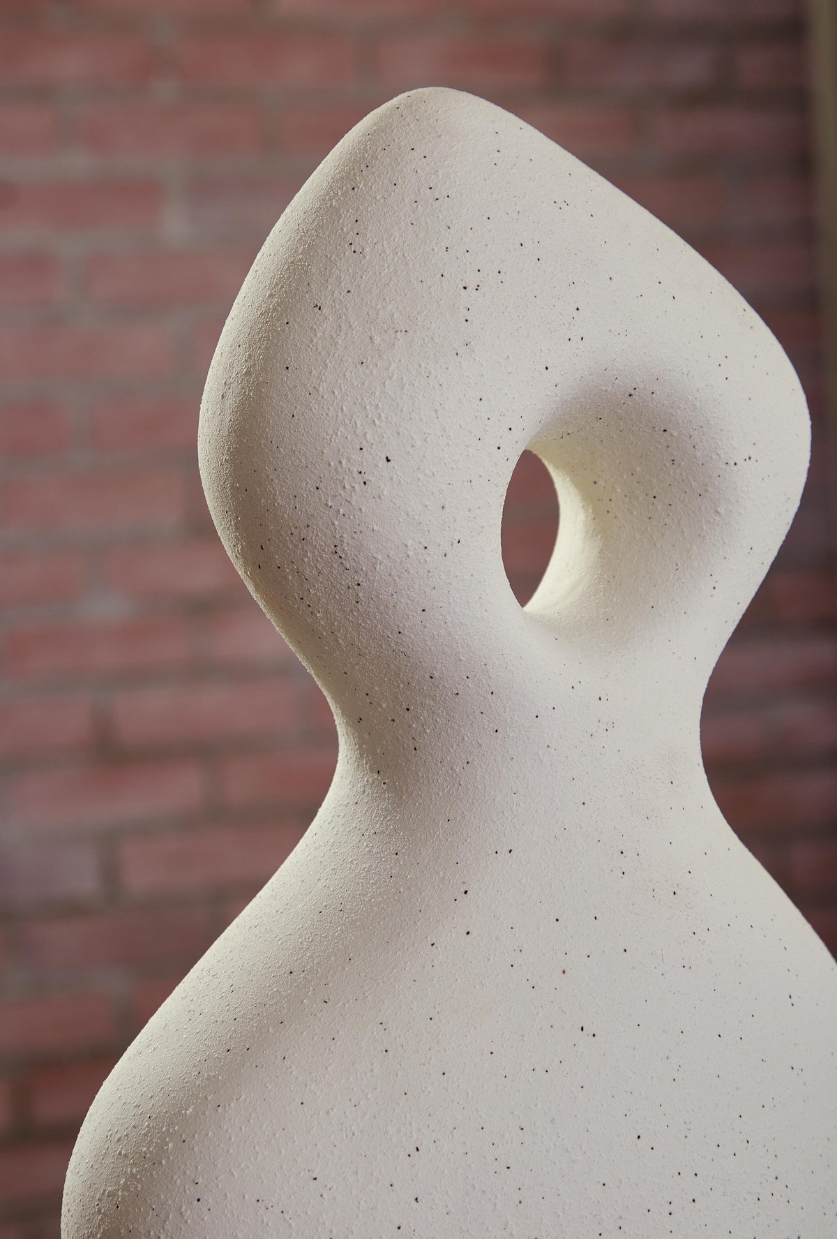 Arthrow Sculpture - A2000650 - finish or detail (supplier image 4)