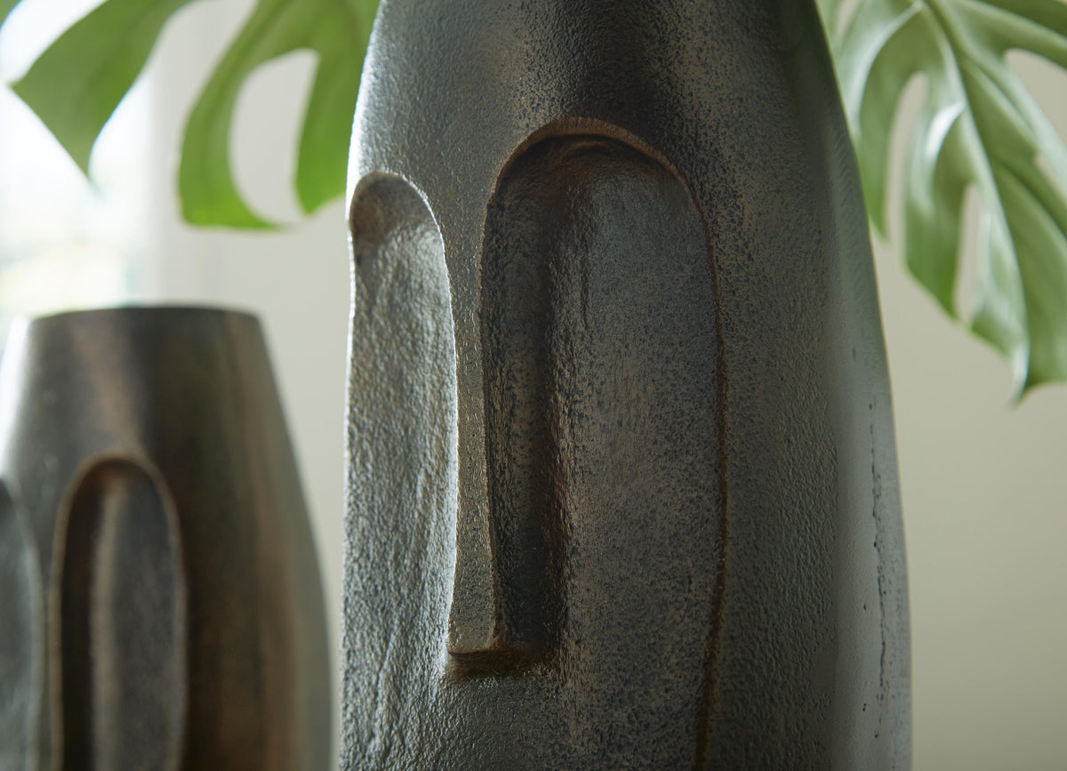 Elanman Vase - A2000693 - finish or detail (supplier image 4)