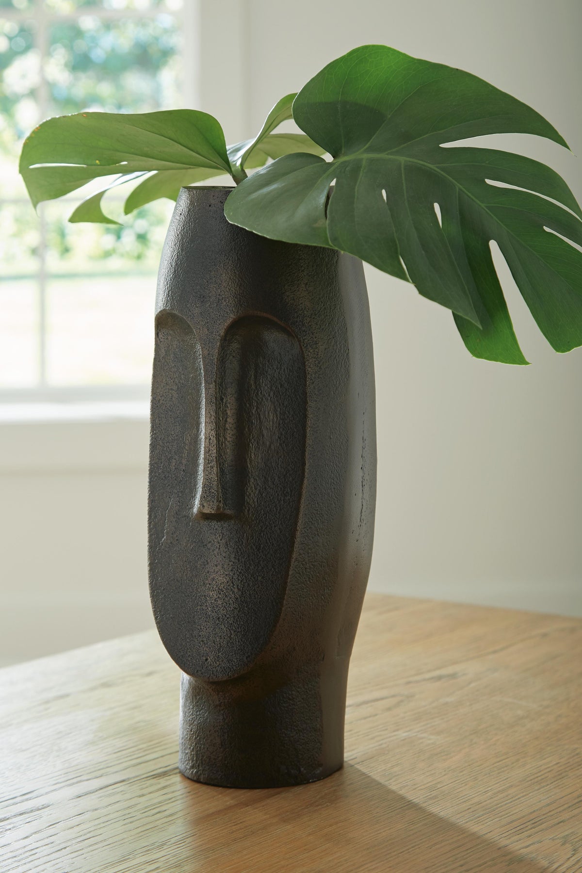 Elanman Vase - A2000693 - product view or room setting; only vase included (supplier image 2)