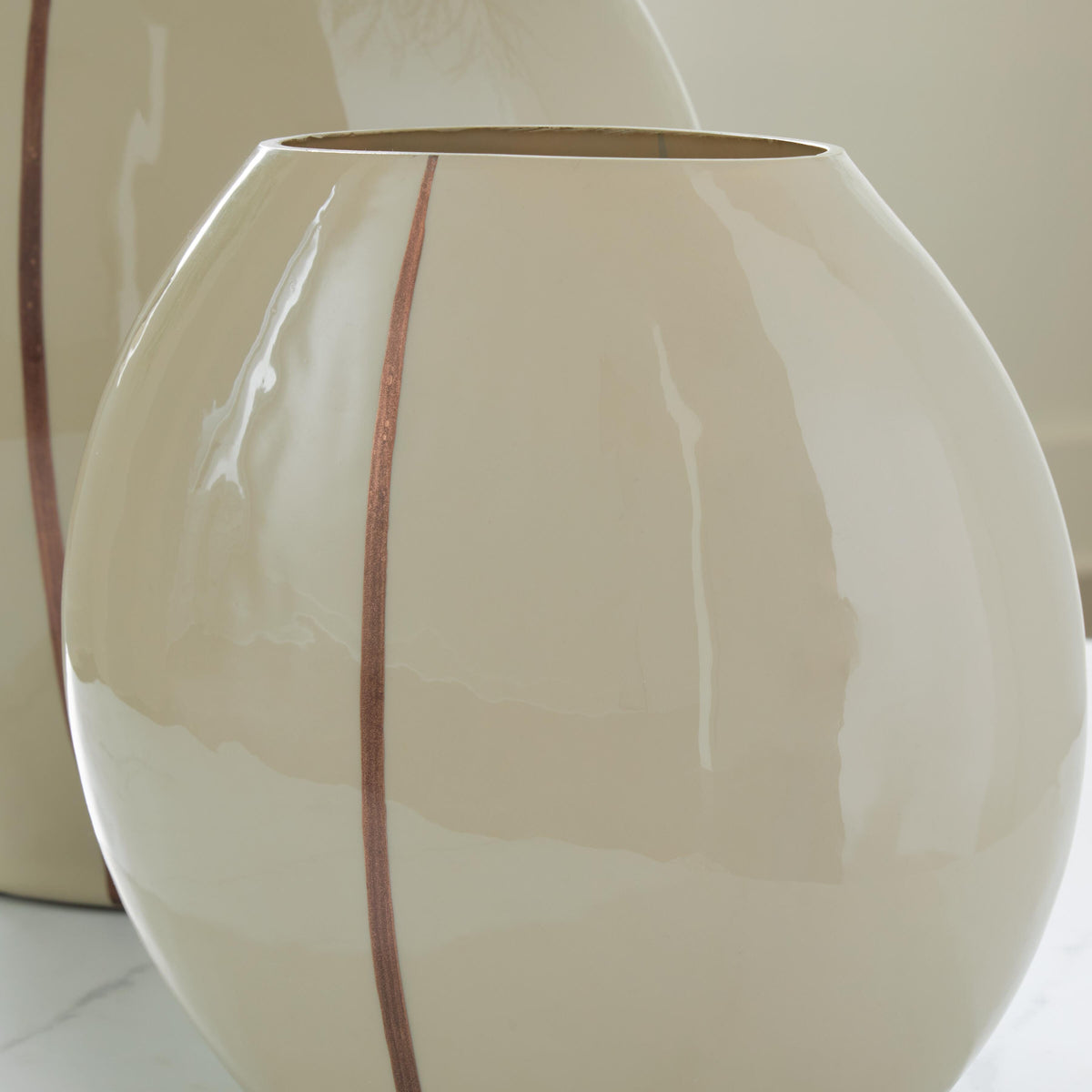 Sheabourne Vase - A2000701 - finish or detail (supplier image 10)