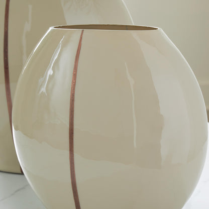Sheabourne Vase - A2000701 - finish or detail (supplier image 10)