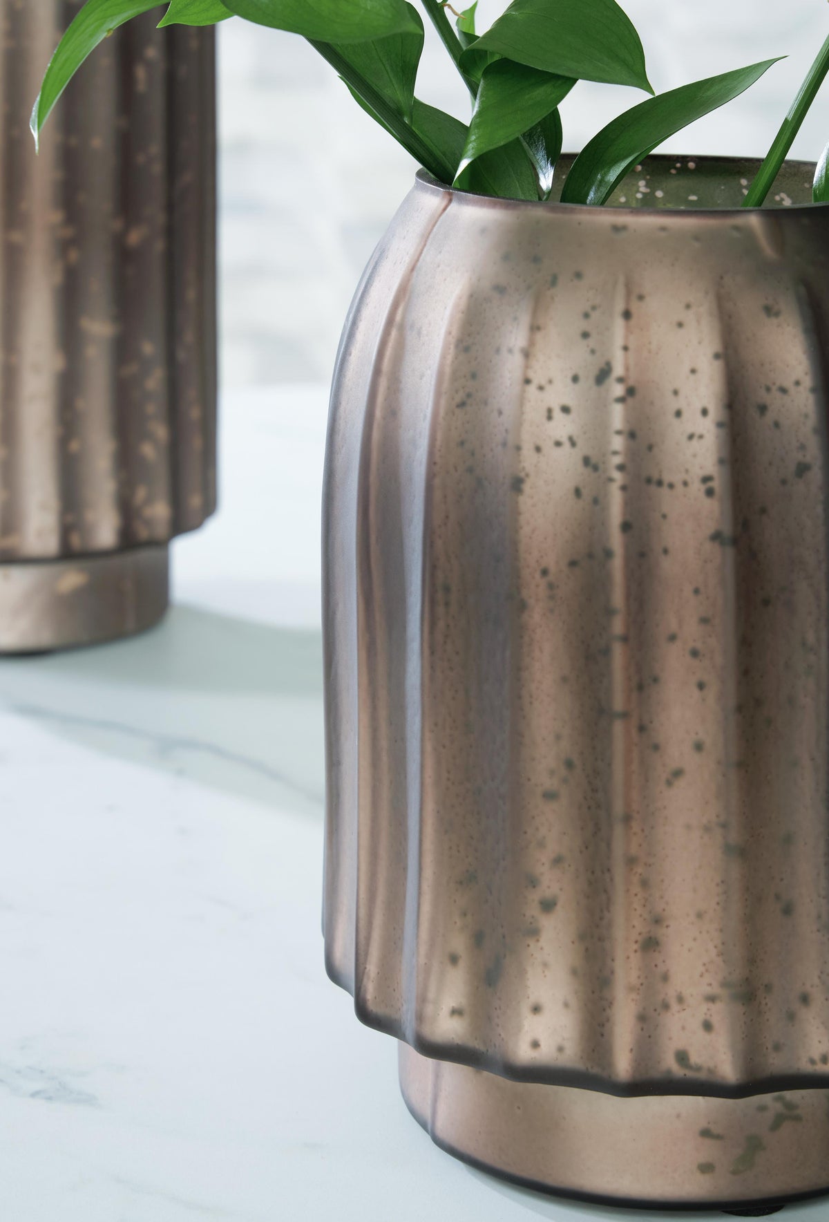Briarcott Vase - A2000703 - finish or detail (supplier image 9)