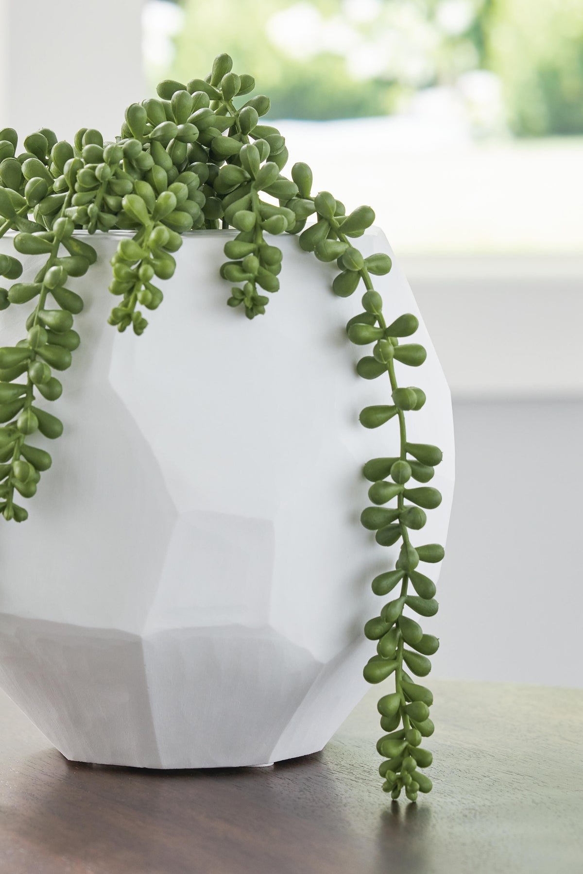 Karenton Vase - A2000720 - finish or detail (supplier image 9)