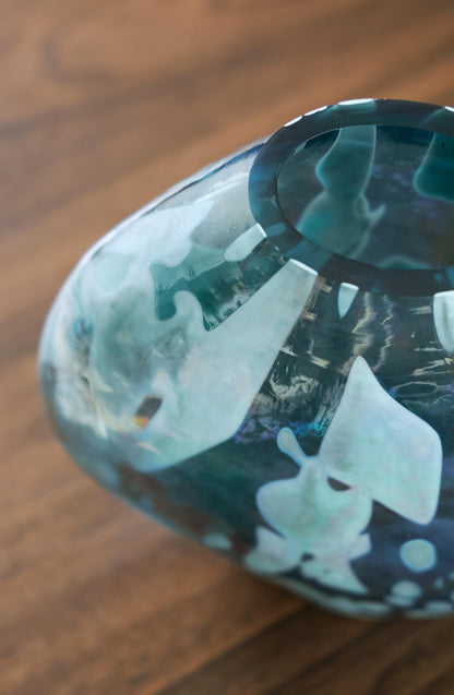 Cartshaw Vase - A2000738 - finish or detail (supplier image 3)