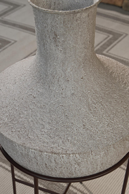 Estonbank Vase - A2000747 - finish or detail (supplier image 4)