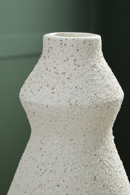 Dawthorne Vase - A2000851 - finish or detail (supplier image 3)