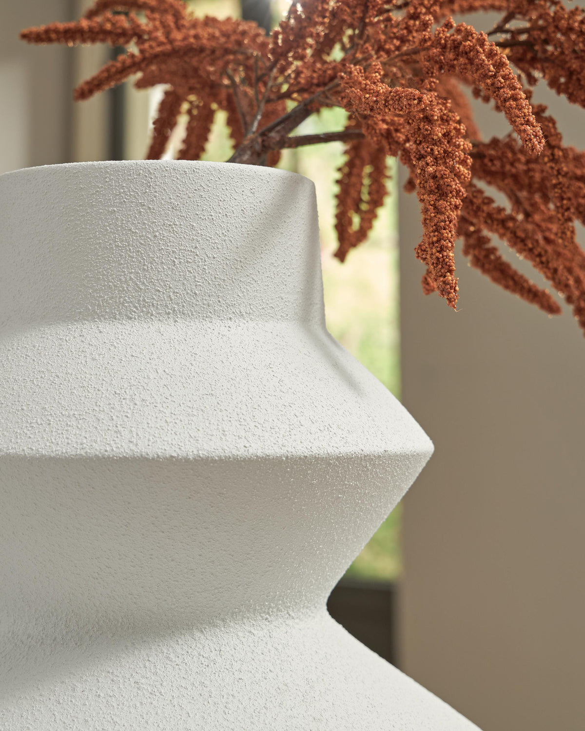 Naveen Vase - A2000871 - finish or detail (supplier image 3)