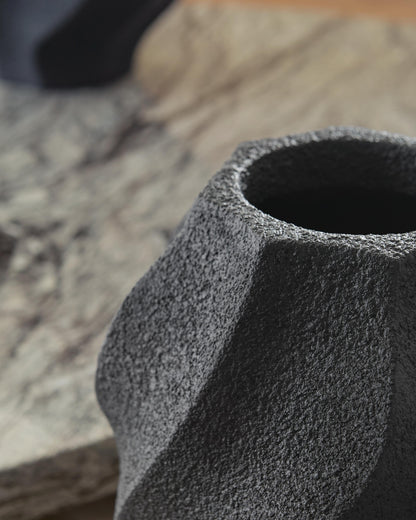Judworth Vase - A2000874 - finish or detail (supplier image 9)