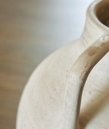 Justy Vase - A2000882 - finish or detail (supplier image 9)