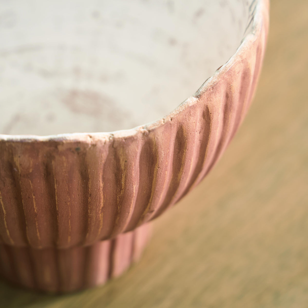 Orban Vase - A2000886 - finish or detail (supplier image 4)