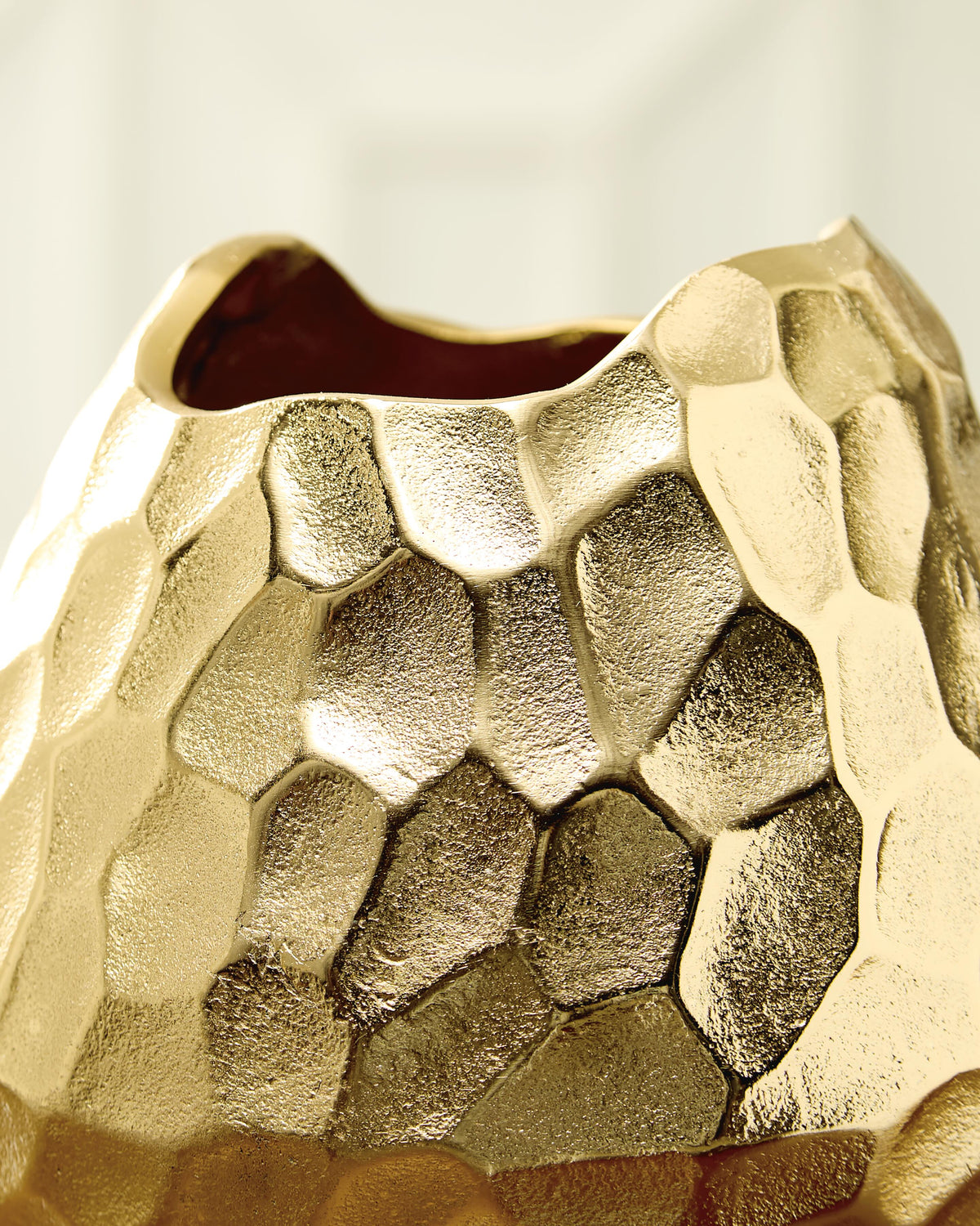 Ferryndale Vase - A2000938 - finish or detail (supplier image 10)