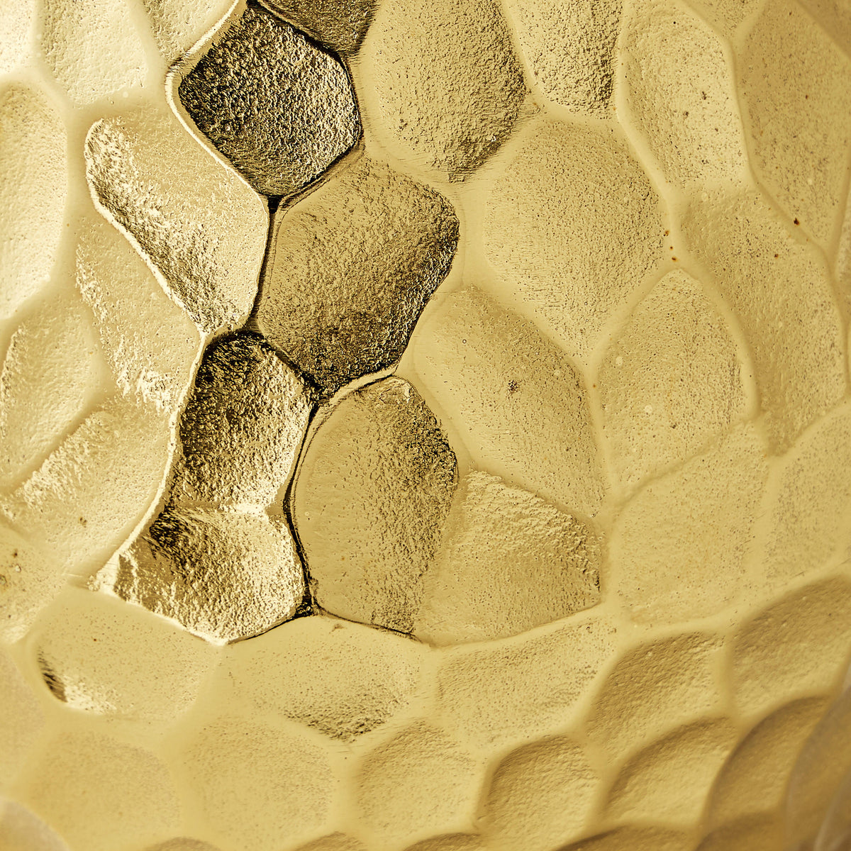 Ferryndale Vase - A2000938 - finish or detail (supplier image 11)