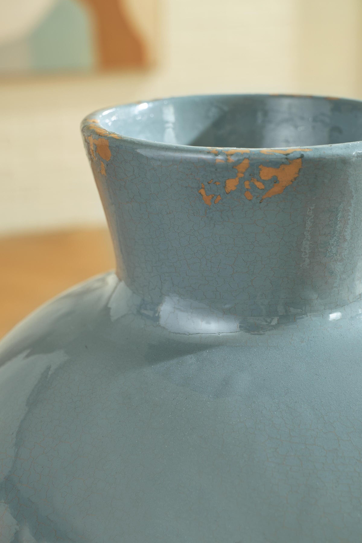 Giliburgh Vase - A2000959 - finish or detail (supplier image 4)