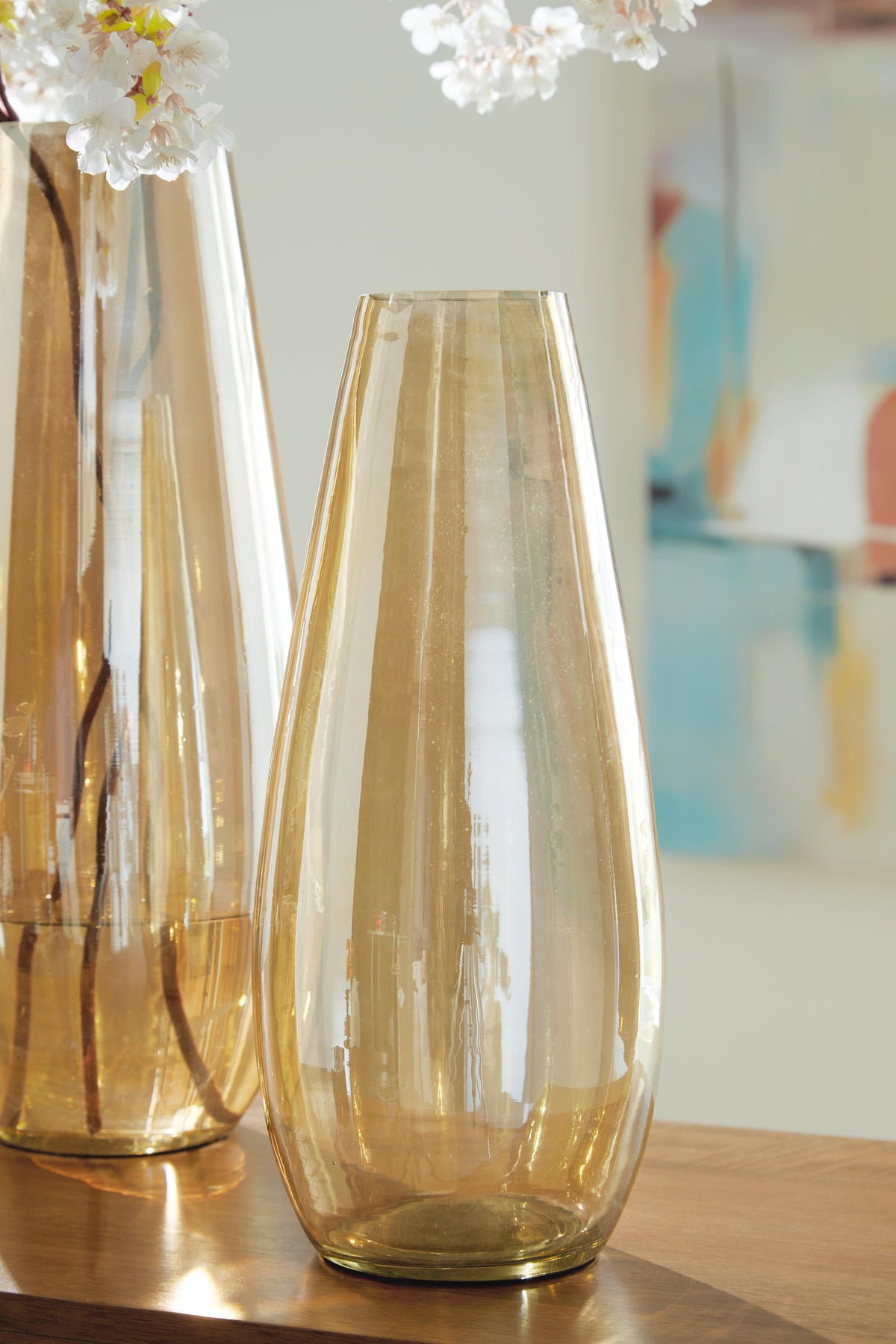 Rhettman Indoor/Outdoor Vase - A2900005 - finish or detail (supplier image 8)