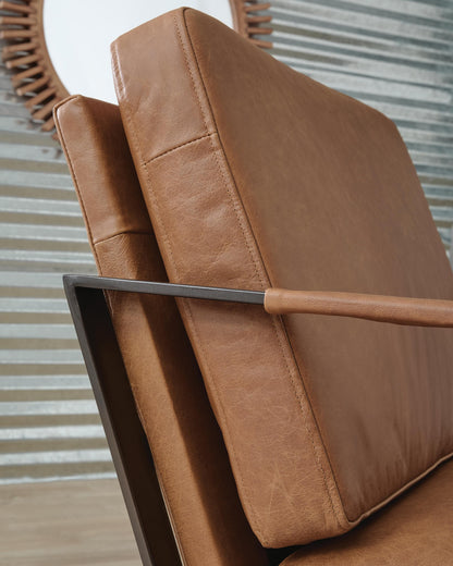Garronmont Accent Chair - A3000762 - finish or detail (supplier image 6)