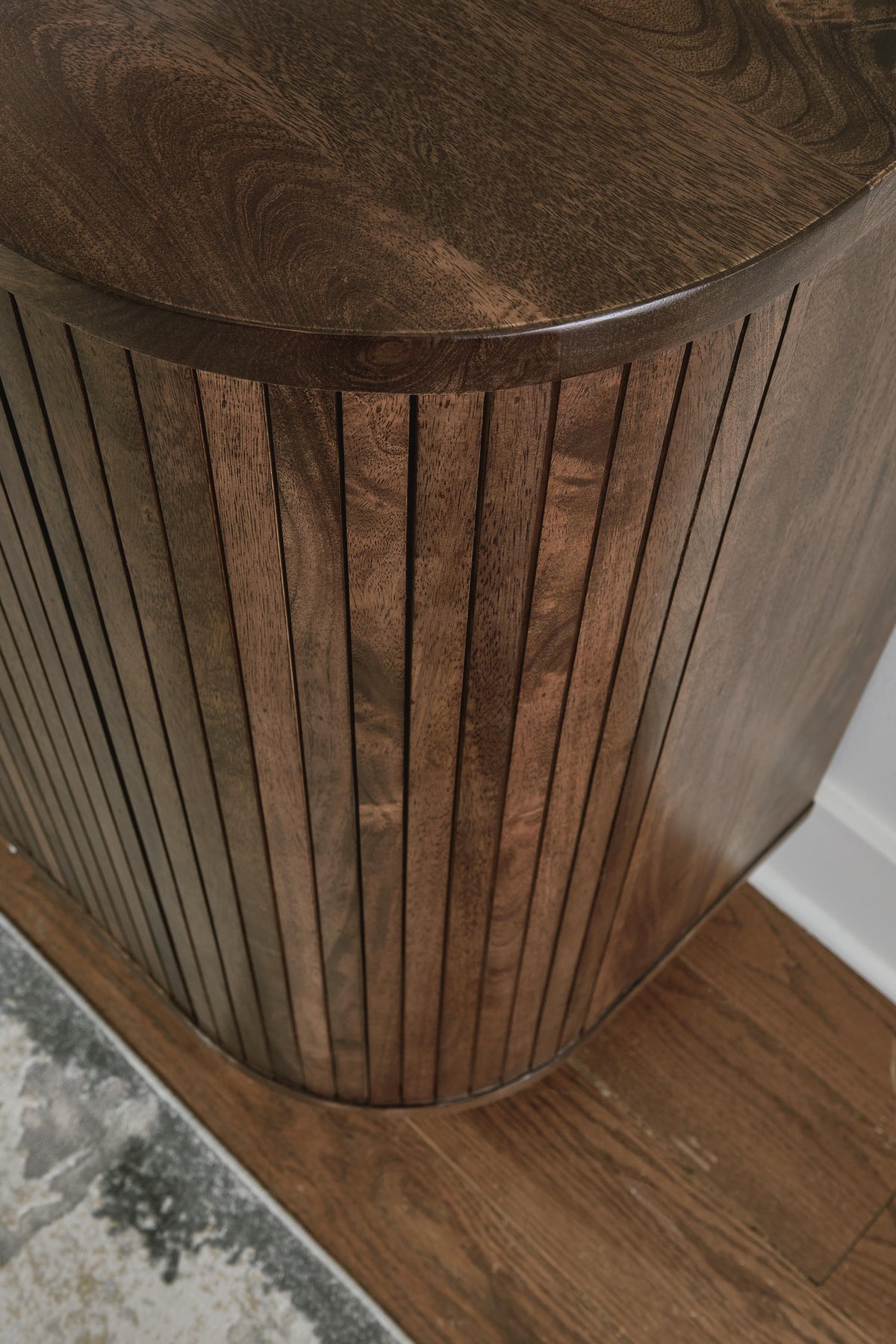 Amickly Accent Cabinet - A4000571 - finish or detail (supplier image 7)