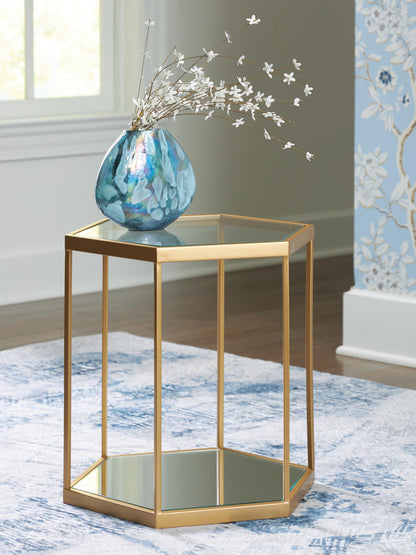 Veerwick Accent Coffee Table - A4000661 - product view or room setting; only coffee table included (supplier image 2)