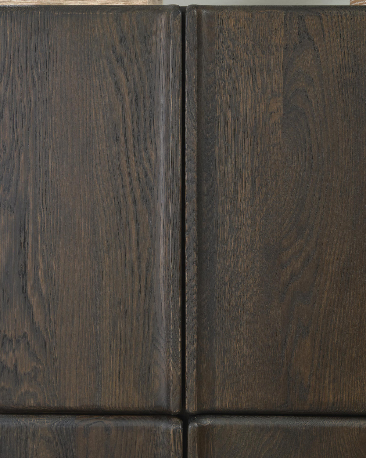 Orsonal Accent Cabinet - A4000686 - finish or detail (supplier image 6)