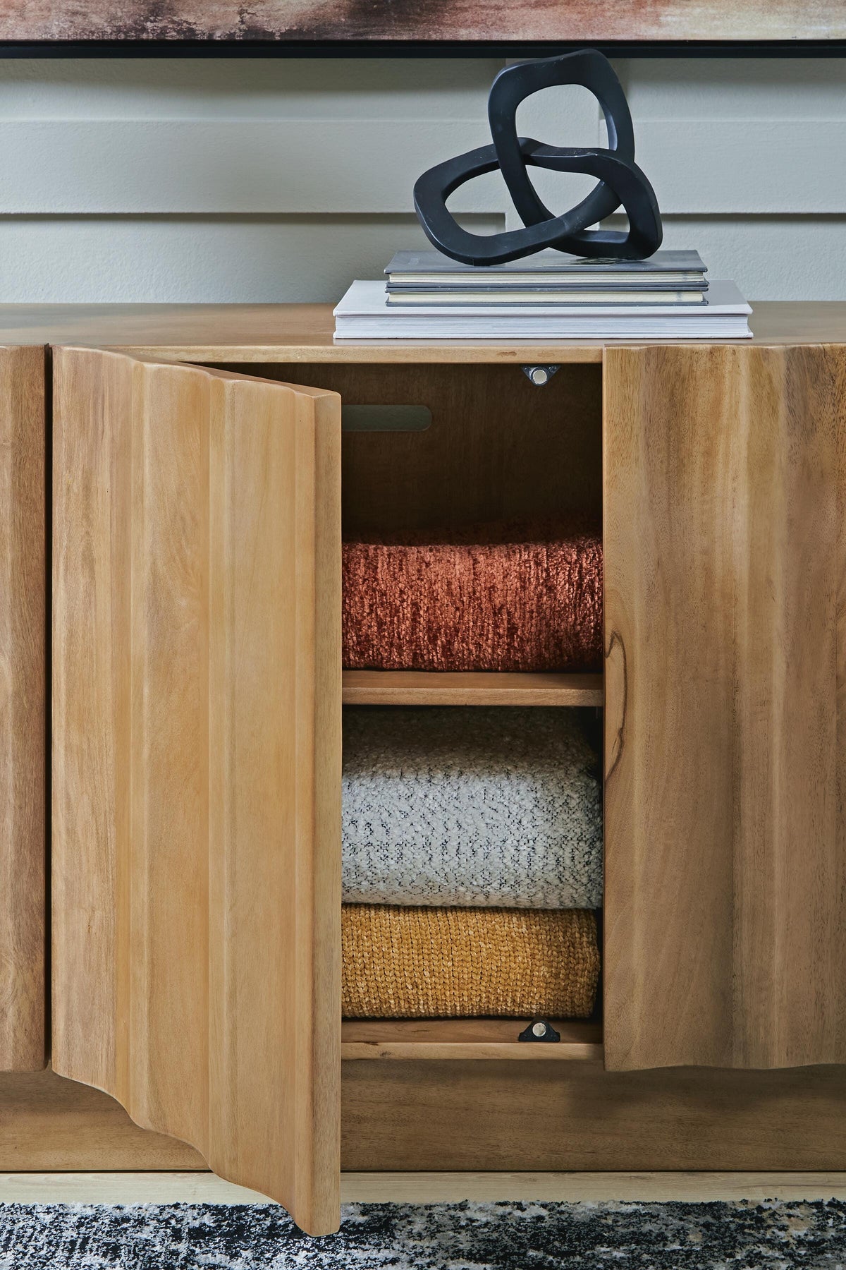 Timkins Accent Cabinet - A4000700 - finish or detail (supplier image 7)