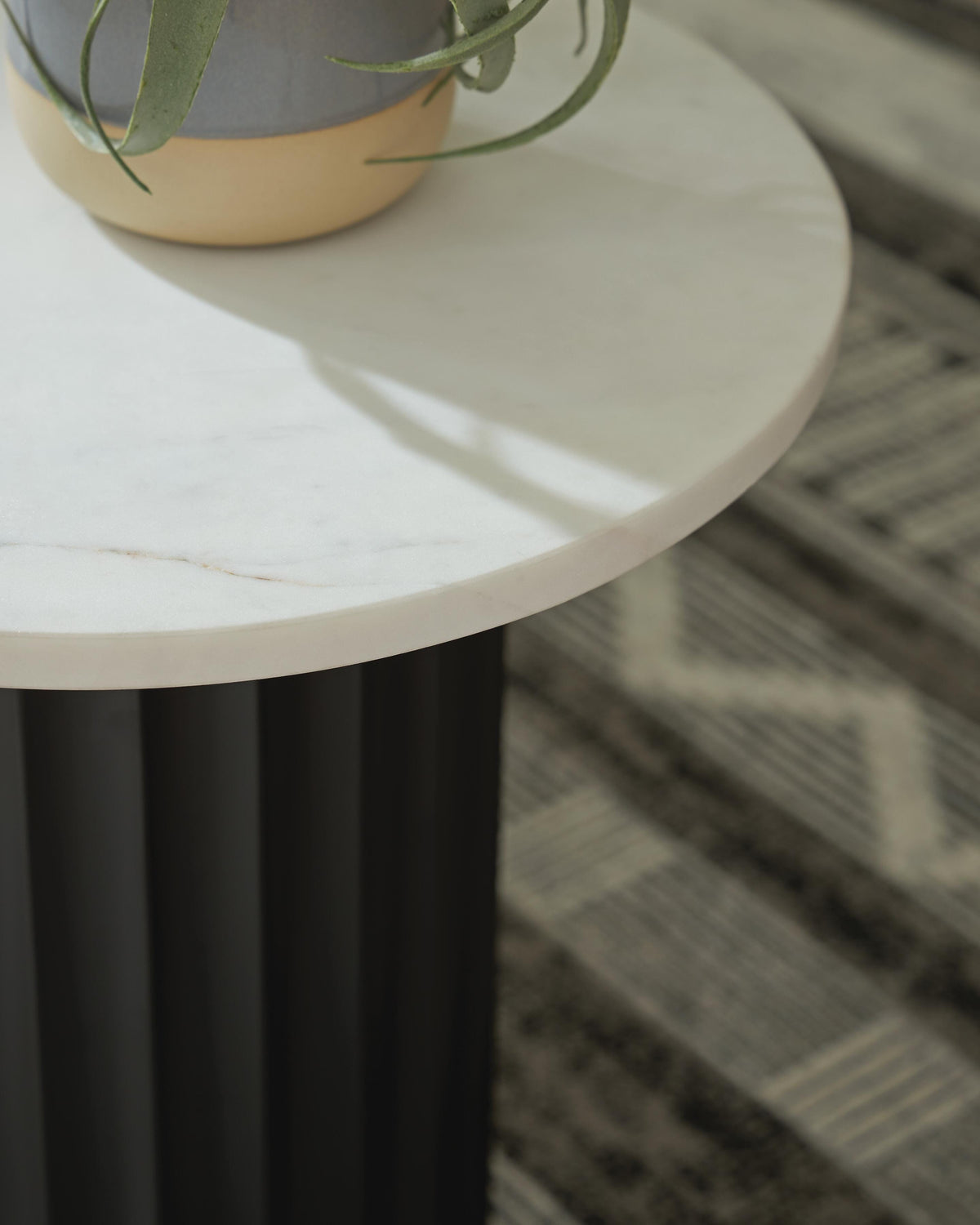 Wainstone Accent Table - A4000724 - finish or detail (supplier image 3)
