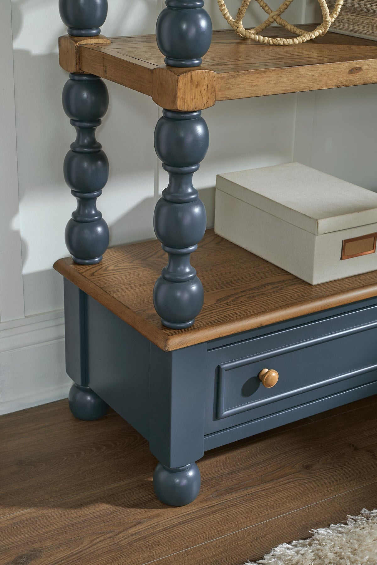 Finnworth 70" Bookcase - A4000735 - finish or detail (supplier image 6)