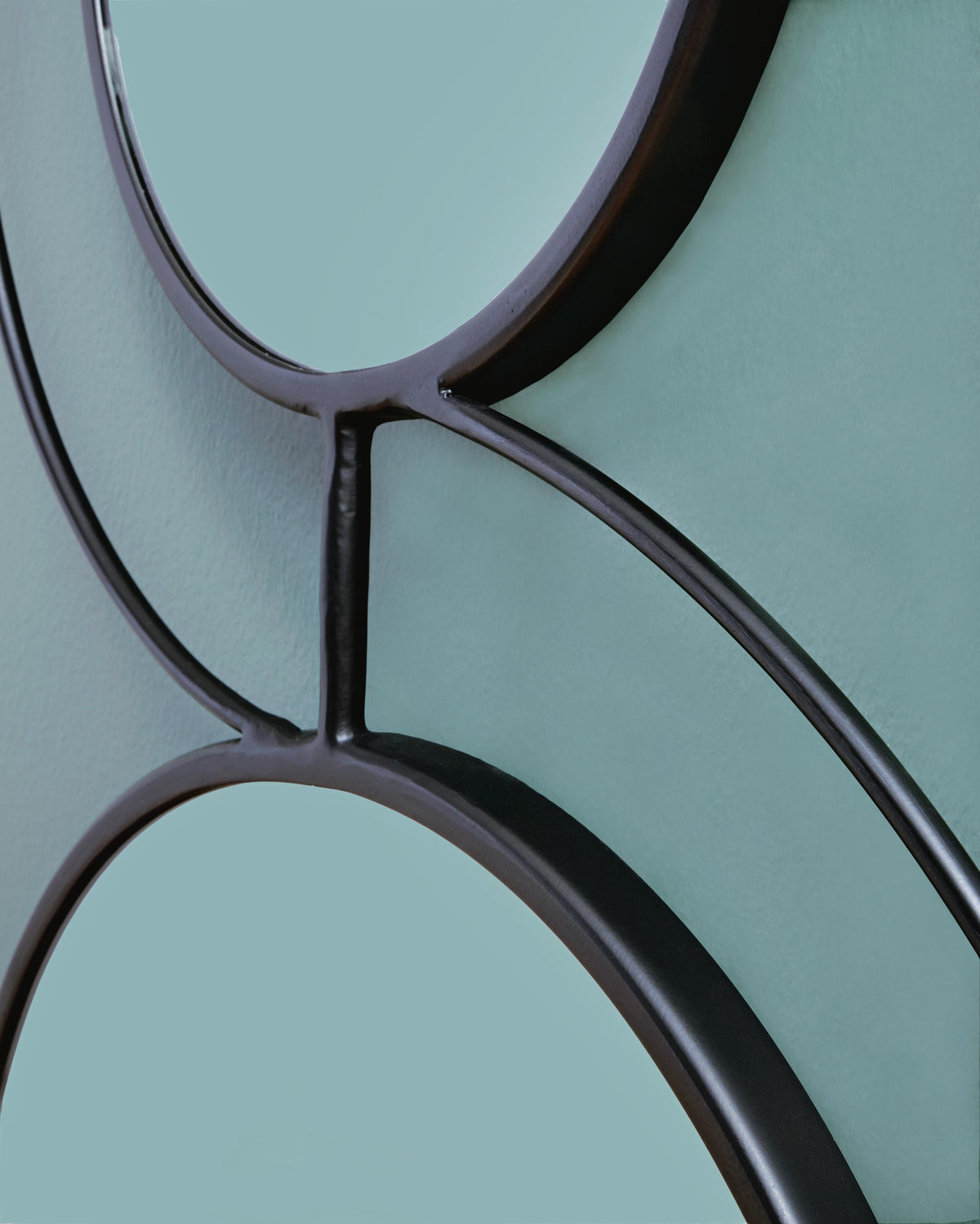 Shayham Accent Mirror - A8010402 - finish or detail (supplier image 8)