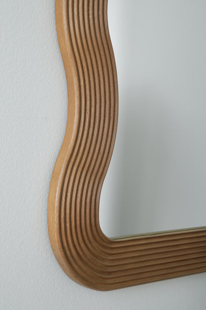 Ellisonville Floor Mirror - A8010413 - finish or detail (supplier image 6)
