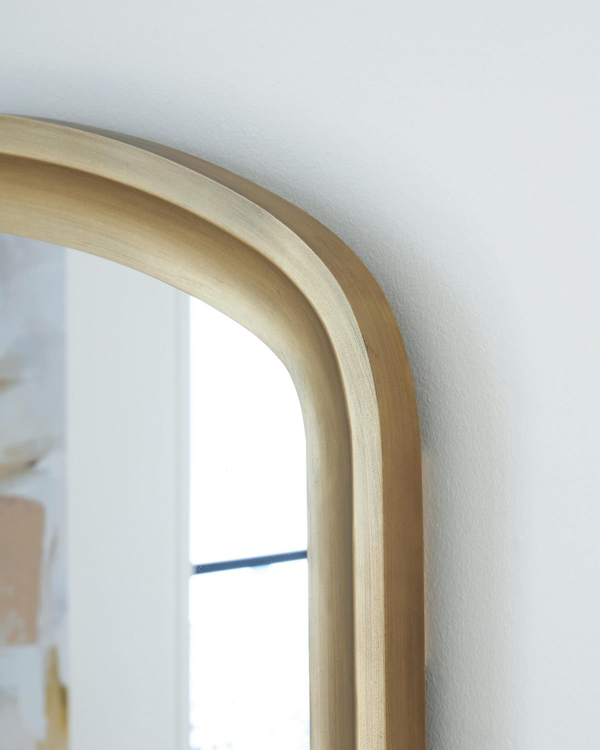 Fintan Floor Mirror - A8010436 - finish or detail (supplier image 5)