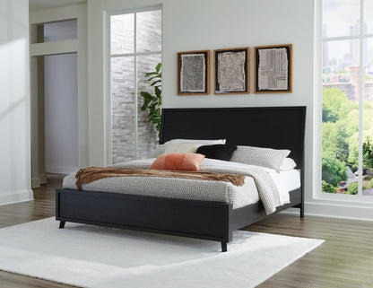 Danziar Panel Bed
