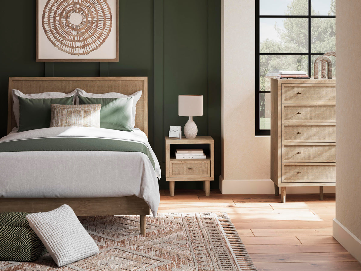 Cielden Panel Bed