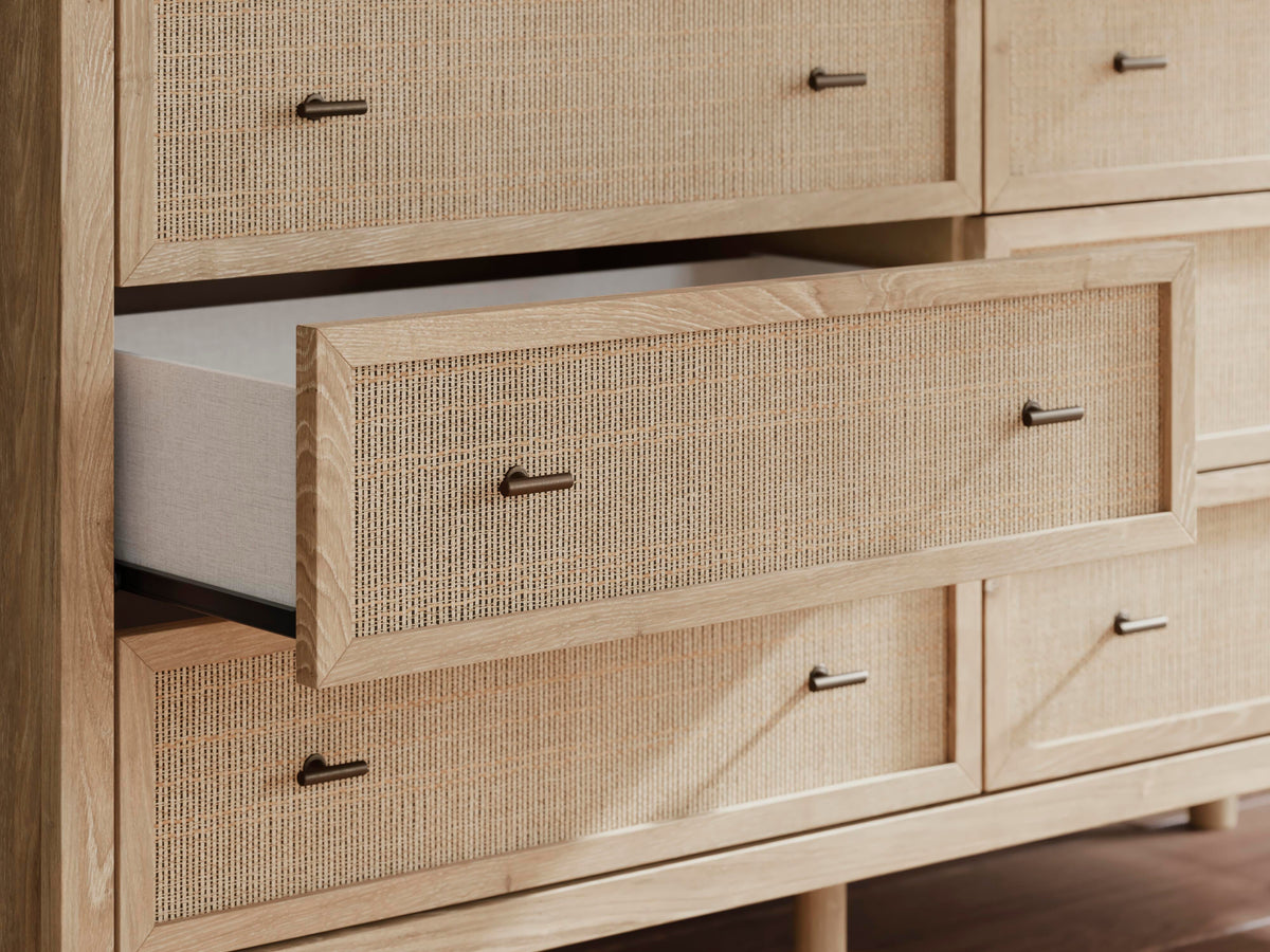 Cielden Dresser - B1199-231 - finish or detail (supplier image 10)