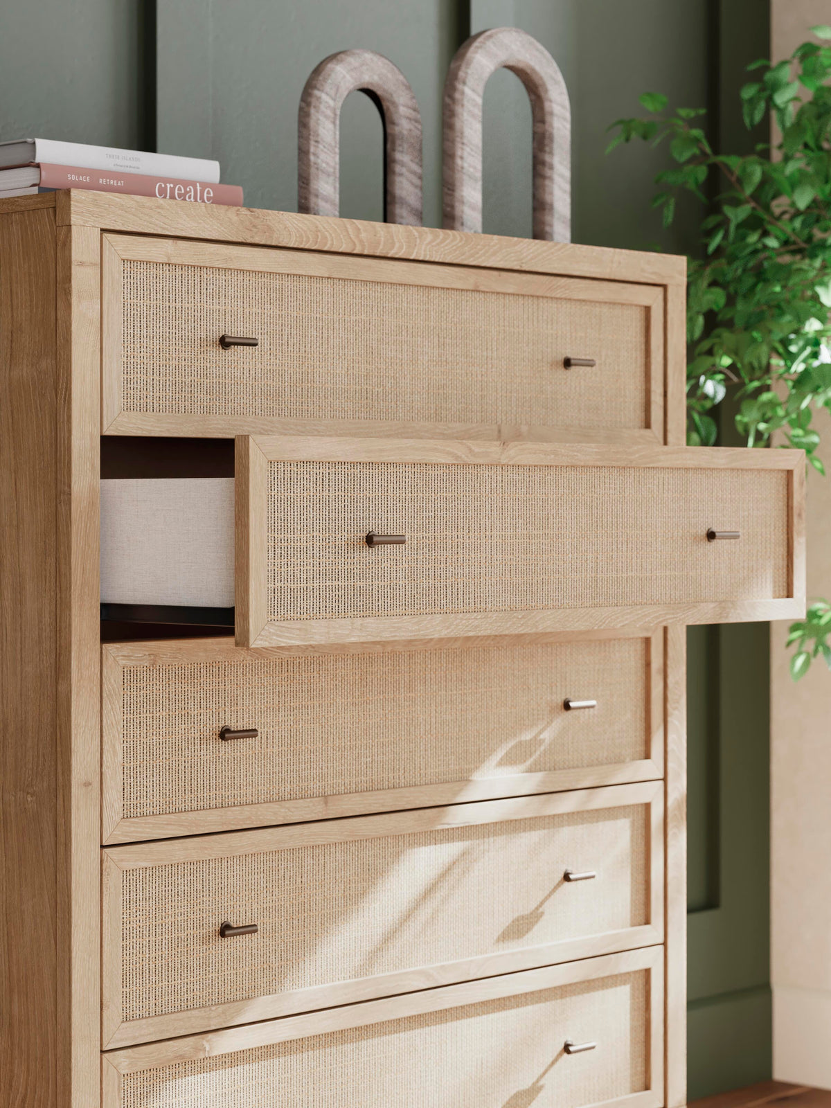 Cielden Chest of Drawers - B1199-345 - finish or detail (supplier image 10)