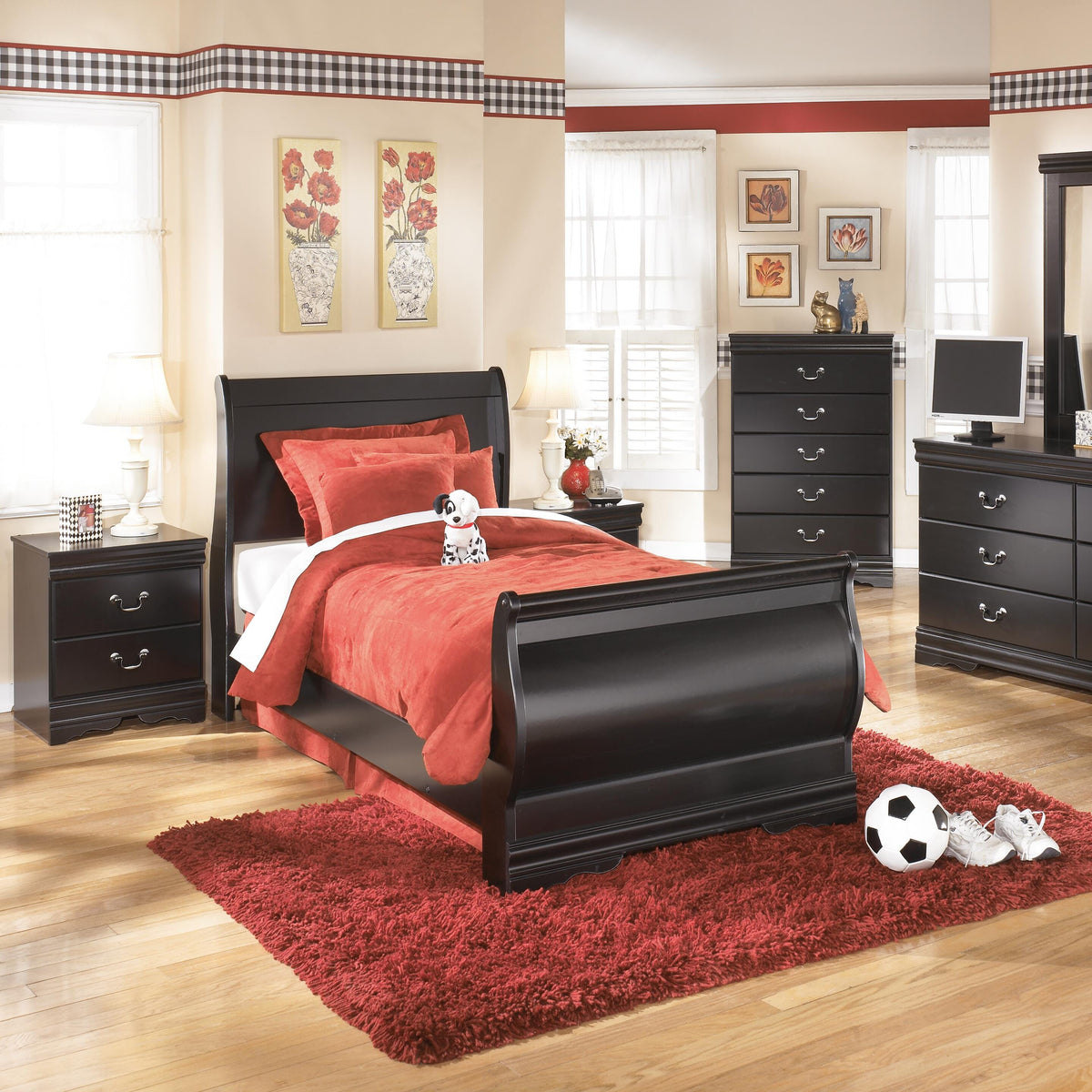Huey Vineyard Chest of Drawers - B128-46 - product view or room setting; only chest included (supplier image 4)