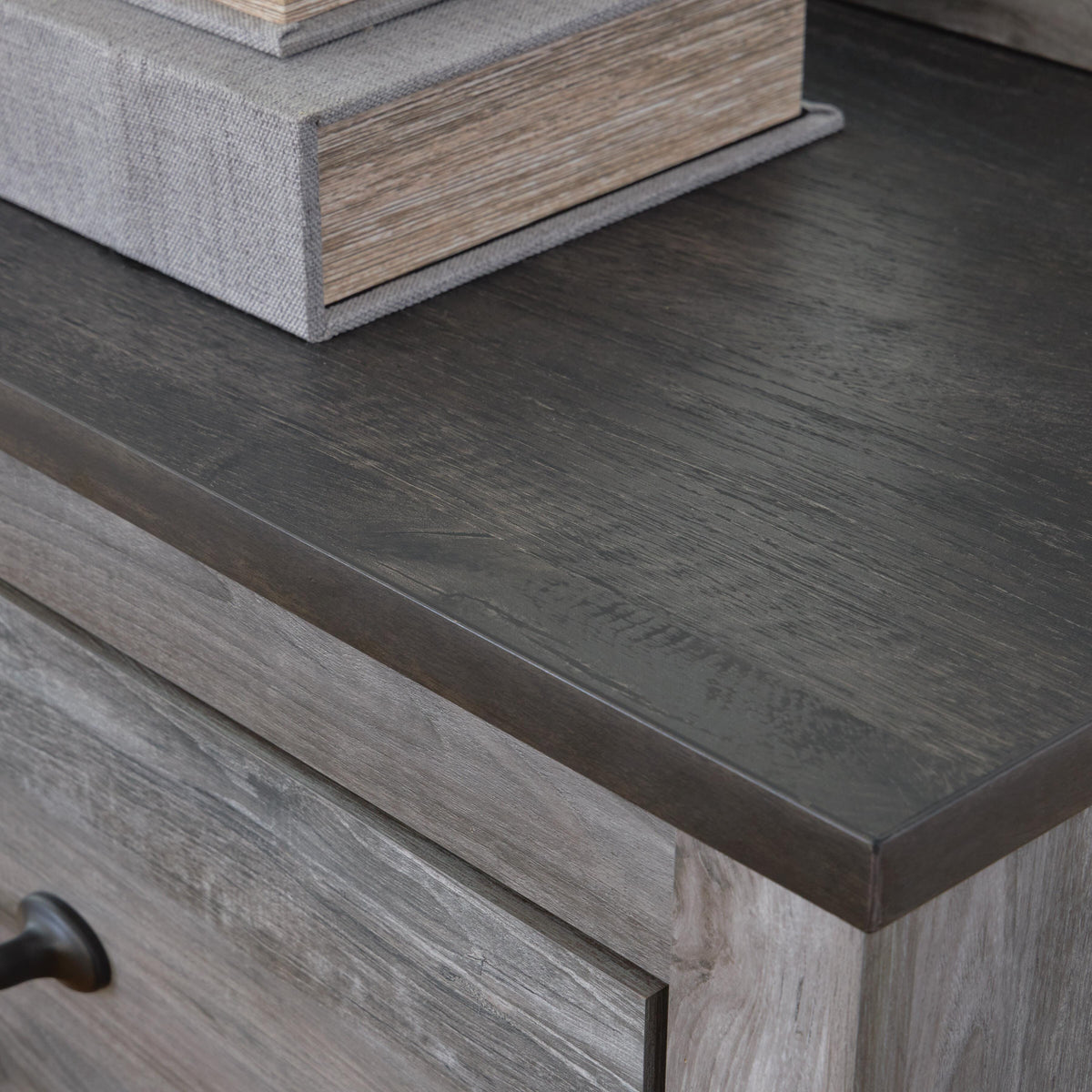 Bronyan Dresser - B1290-31 - finish or detail (supplier image 6)