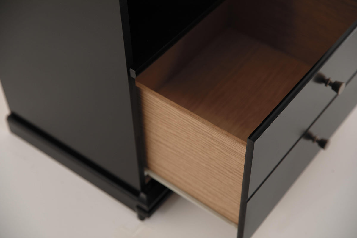 Maribel Nightstand - B138-91 - finish or detail (supplier image 4)