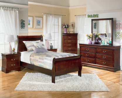 Alisdair Bedroom Sets - B376B13, B376B12, B376B16, B376B17, B376B15, B376B14, B376B18, B376B19, B376B20, B376B6, B376B23, B376B26, B376B25, B376B24, B376B27, B376B28, B376B29, B376B30, B376B34, B376B33, B376B32, B376B31, B376B35, B376B36, B376B37, B376B38, B376B41, B376B42, B376B40, B376B39 - product view or room setting; complete kit and included component views (supplier image 16)
